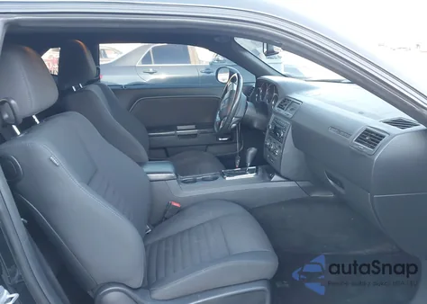 2013 Dodge Challenger R/T z USA, uszkodzony, nr VIN 2C3CDYBT1DH541815